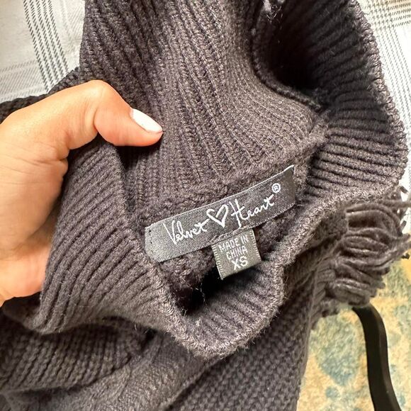 Velvet Heart Women's Black mock neck sleeveless fringe knit sweater XS - Picture 5 of 7